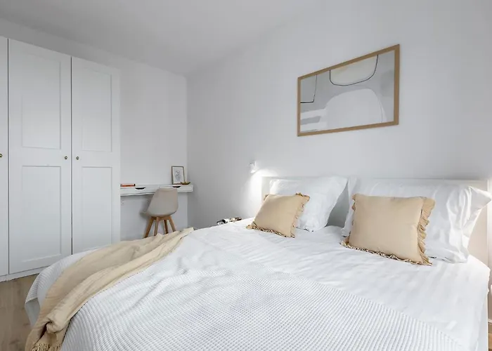 Fabryczna 19 By Farkas