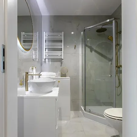 Apartmán Fabryczna 19 By Farkas *