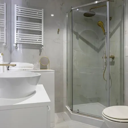 Fabryczna 19 By Farkas