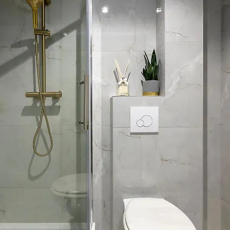 Apartmán Fabryczna 19 By Farkas *